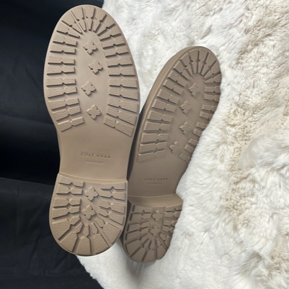 COLE HAAN  Grand Ambition Westerly Bootie water resistant boot. - Picture 5 of 7